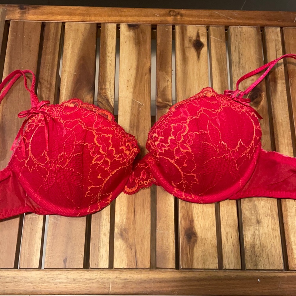 Xhilaration Red and orange lace bra 34A